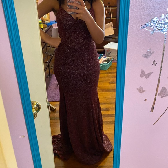 Sparkling Burgundy Red Evening Gown / Prom Dress - Picture 4 of 7